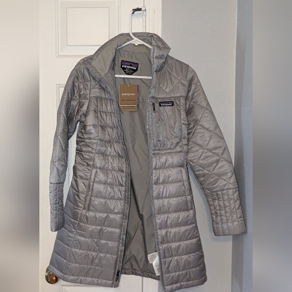 Patagonia Women's Radalie Parka XS NWT
